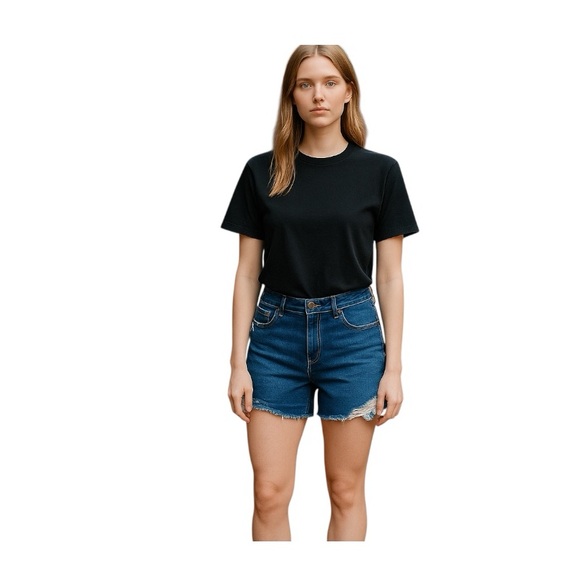 Sofia Jeans Lila Relaxed Mid Rise Shorts With Distressed Hem & Body - Picture 13 of 13